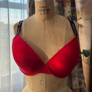 NWOT! Nautica Intimates Red T-Shirt Demi Lined Bra Size 40DD